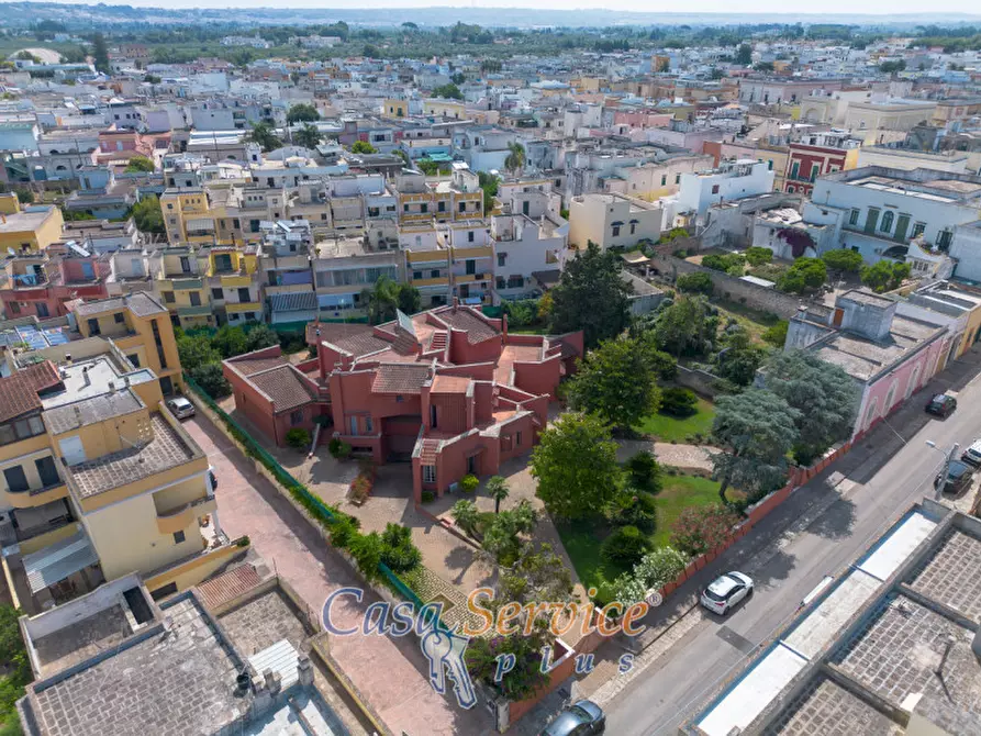 Immagine 4 di Villa in vendita  in Via Giuseppe Garibaldi a Alezio