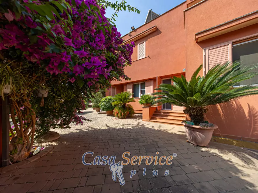 Immagine 13 di Villa in vendita  in Via Giuseppe Garibaldi a Alezio