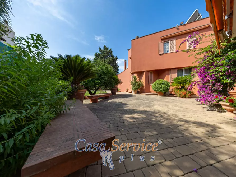 Immagine 15 di Villa in vendita  in Via Giuseppe Garibaldi a Alezio