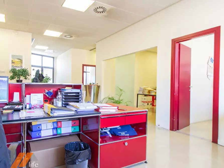 Immagine 13 di Laboratorio in vendita  in via del progresso a Monticello Conte Otto