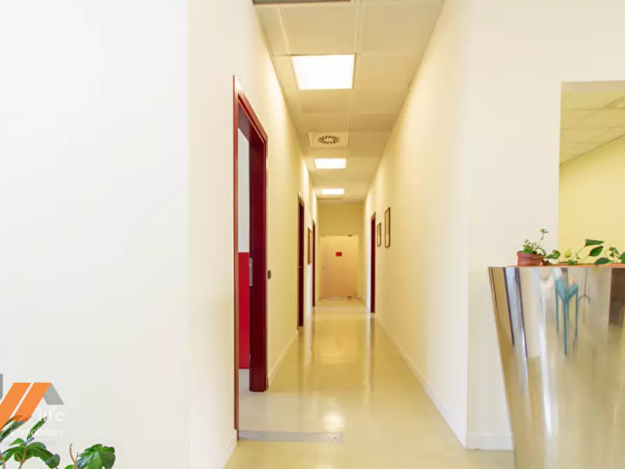 Immagine 27 di Laboratorio in vendita  in via del progresso a Monticello Conte Otto