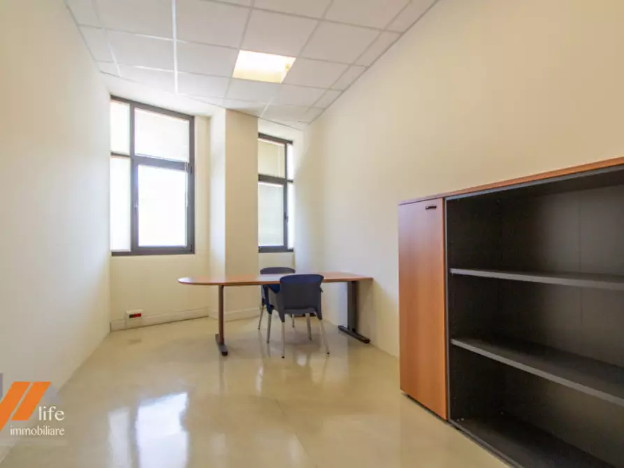 Immagine 28 di Laboratorio in vendita  in via del progresso a Monticello Conte Otto