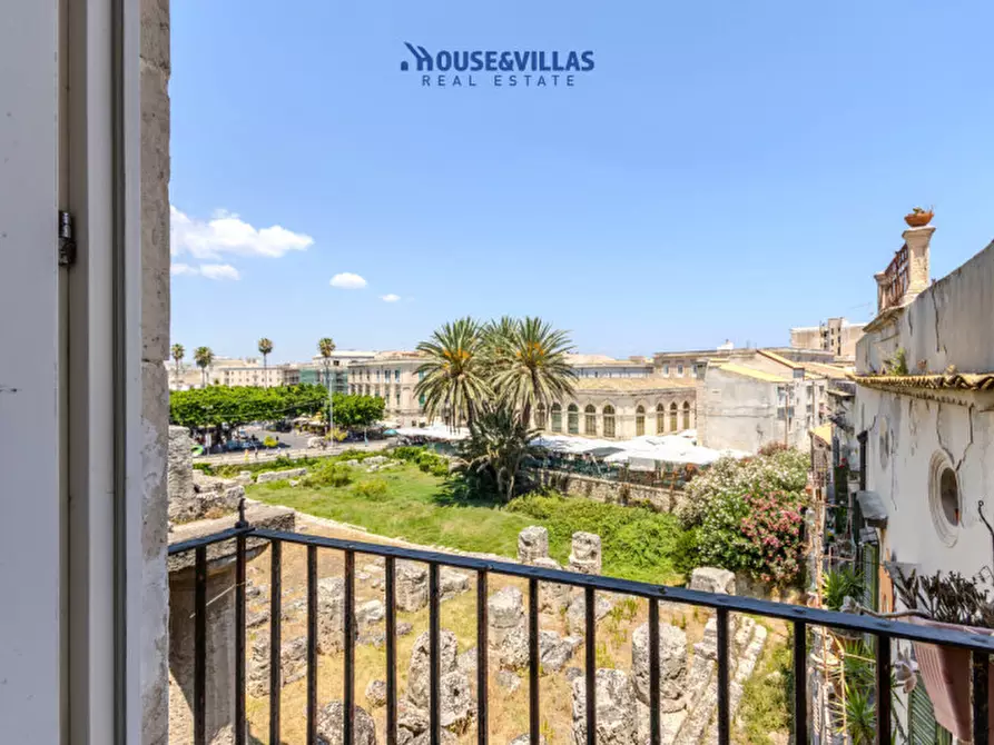 Immagine 1 di Appartamento in vendita  in Via Dione a Siracusa