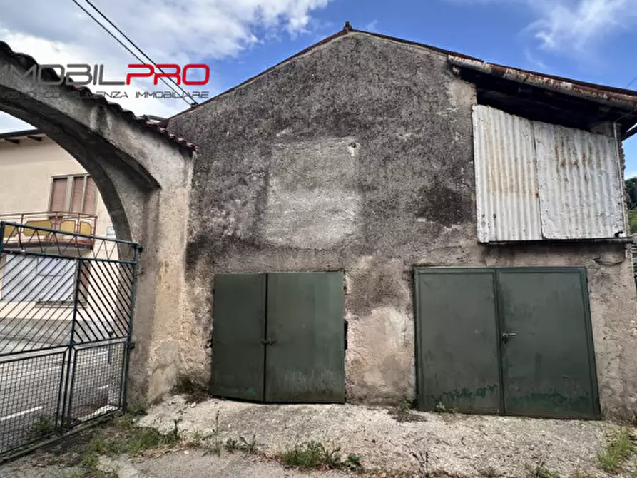 Immagine 23 di Casa trifamiliare in vendita  in Via Giuseppe Garibaldi,1 a Chiuppano