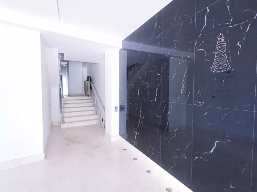 Immagine 5 di Camera in vendita  in Via XXV Aprile 2 a Ancona