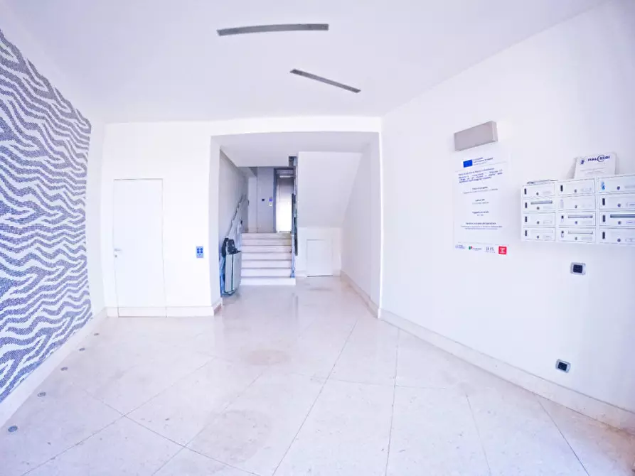Immagine 6 di Camera in vendita  in Via XXV Aprile 2 a Ancona