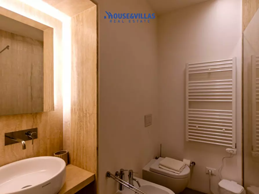 Immagine 14 di Appartamento in vendita  in Via Dione a Siracusa