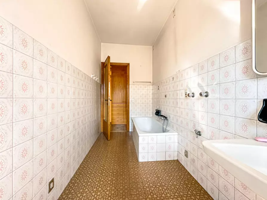 Immagine 9 di Appartamento in vendita  in VIA DUCA D'AOSTA 4 a Borgosesia