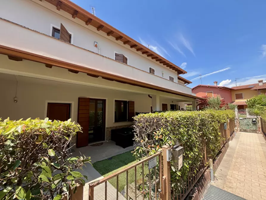 Immagine 2 di Villetta a schiera in vendita  in via s. martino a Montichiari