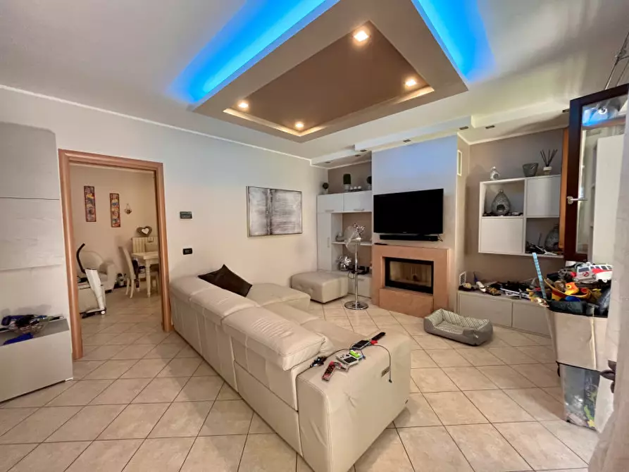 Immagine 3 di Villetta a schiera in vendita  in via s. martino a Montichiari