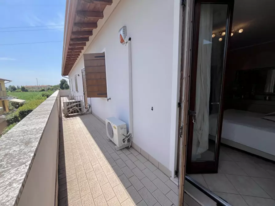 Immagine 26 di Villetta a schiera in vendita  in via s. martino a Montichiari