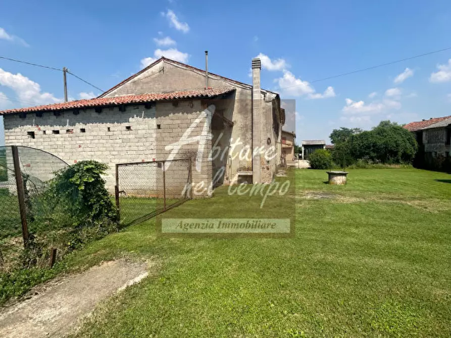 Immagine 18 di Rustico / casale in vendita  in Via Borghetto II a Piazzola Sul Brenta