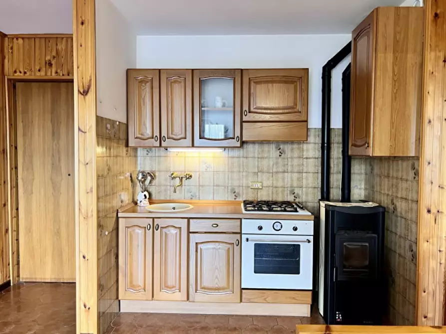 Immagine 8 di Appartamento in vendita  in Villaggio Roselant, 2 a Cerro Veronese