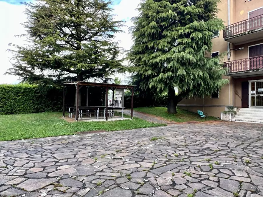 Immagine 13 di Appartamento in vendita  in Villaggio Roselant, 2 a Cerro Veronese