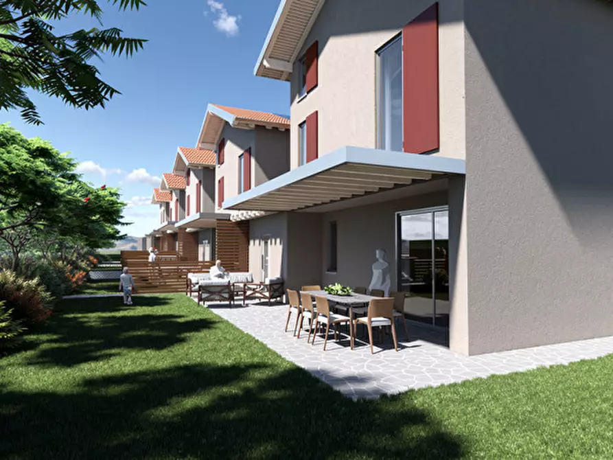 Immagine 4 di Villa in vendita  in Via Carpineto a Ome