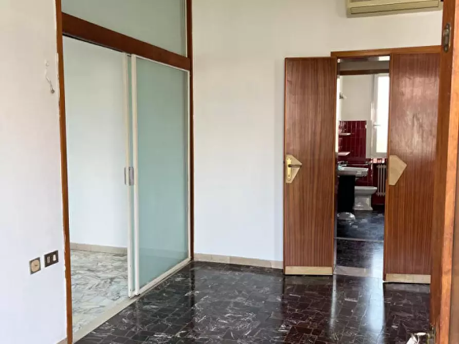 Immagine 1 di Casa indipendente in vendita  in Via del Pescarotto a Padova