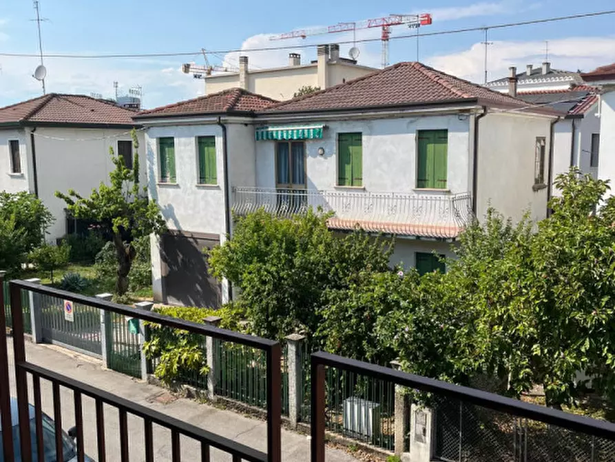Immagine 16 di Casa indipendente in vendita  in Via del Pescarotto a Padova