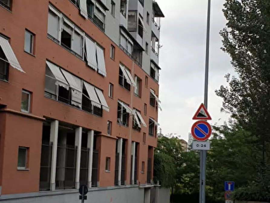 Immagine 5 di Garage in vendita  in Via Val della Torre 49/15 a Torino