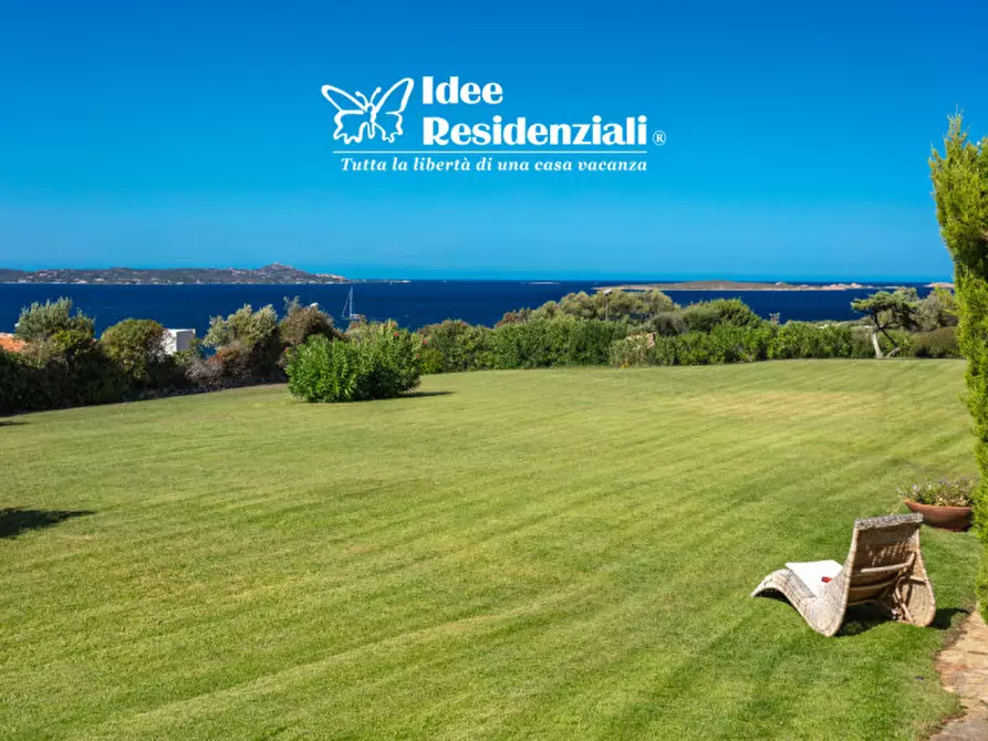 Immagine 3 di Appartamento in vendita  in via punta lada a Olbia