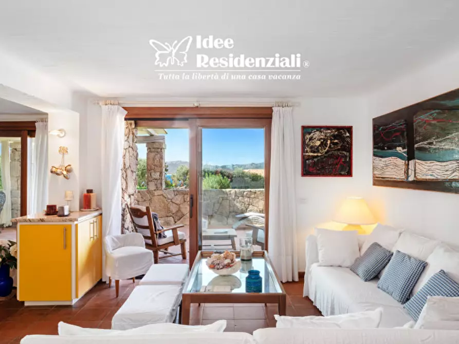 Immagine 15 di Appartamento in vendita  in via punta lada a Olbia