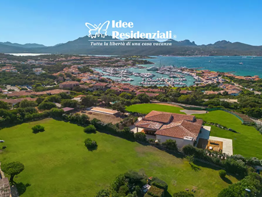 Immagine 29 di Appartamento in vendita  in via punta lada a Olbia