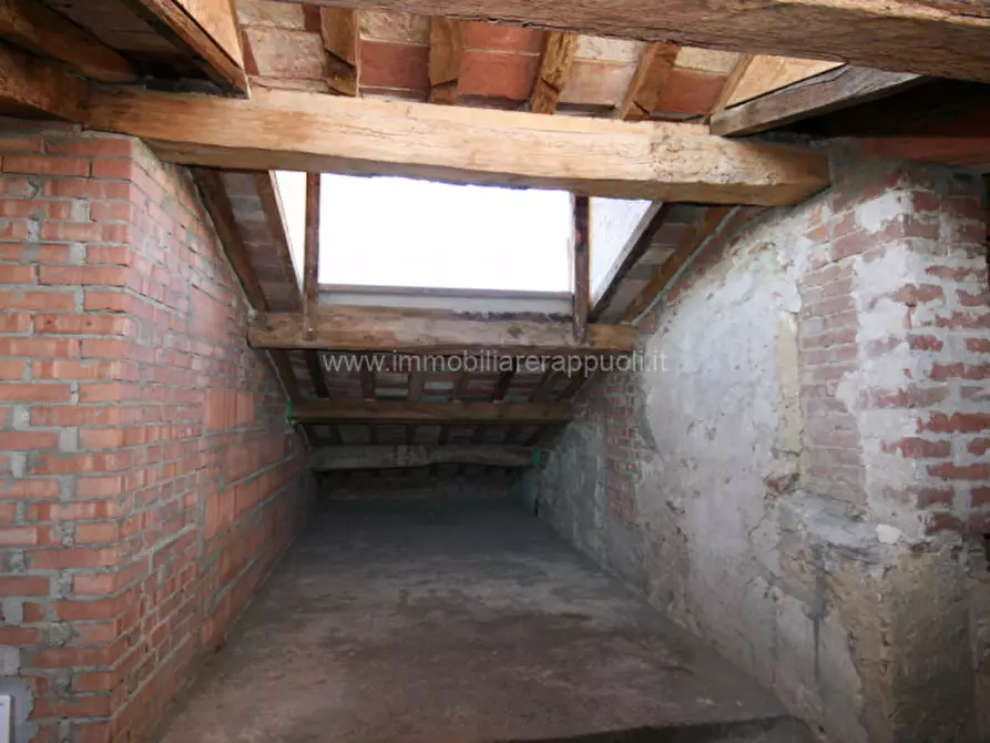 Immagine 11 di Appartamento in vendita  a Sinalunga