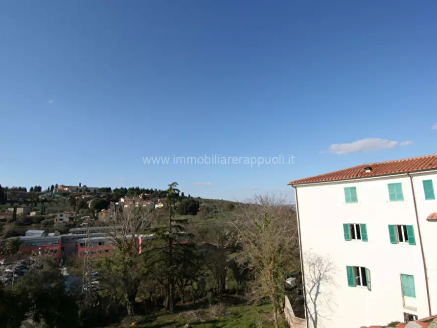 Immagine 14 di Appartamento in vendita  a Sinalunga