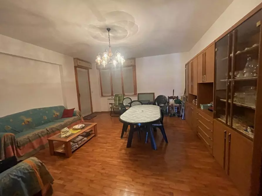 Immagine 3 di Appartamento in vendita  a Senigallia