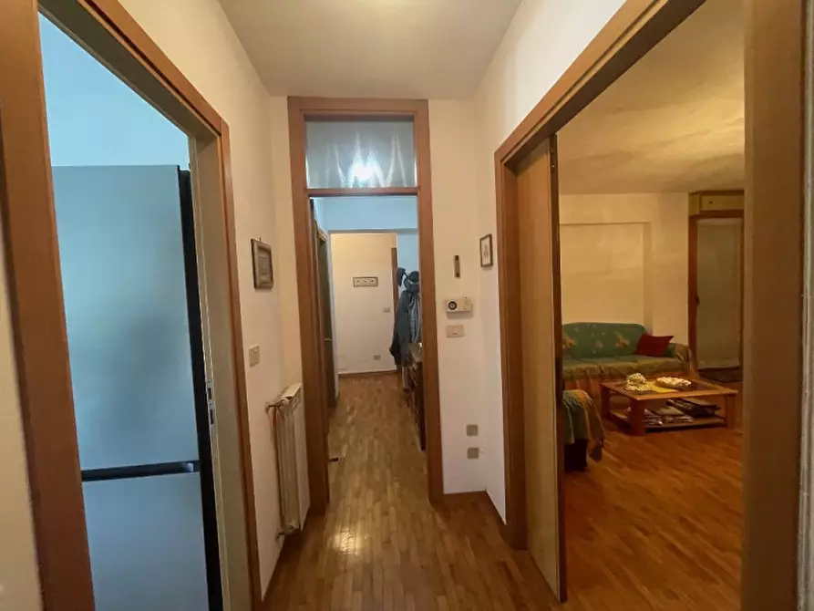 Immagine 8 di Appartamento in vendita  a Senigallia