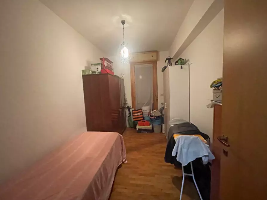 Immagine 15 di Appartamento in vendita  a Senigallia