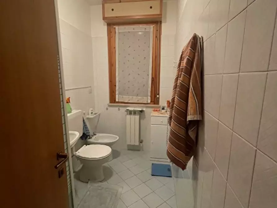 Immagine 18 di Appartamento in vendita  a Senigallia