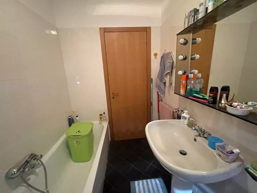 Immagine 26 di Appartamento in vendita  a Senigallia