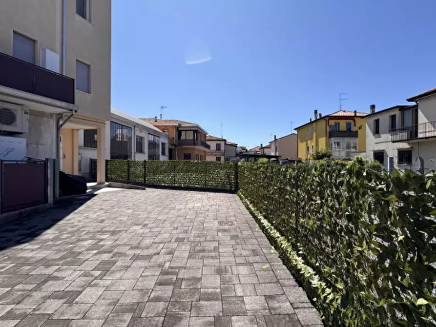 Immagine 17 di Appartamento in vendita  in Padova Via San Marco 138 a Padova