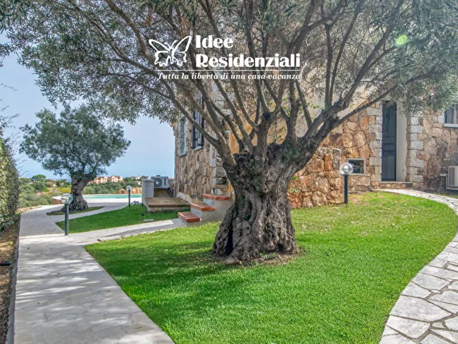 Immagine 10 di Villa in vendita  in Via Giuanne Secche a Olbia