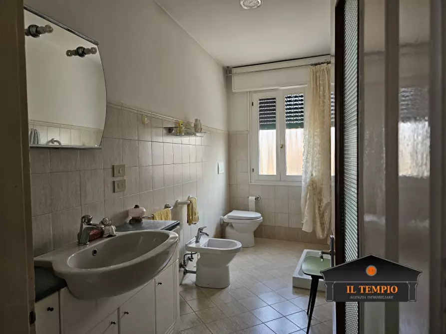 Immagine 12 di Casa bifamiliare in vendita  in VIA  IV NOVEMBRE a Caldogno