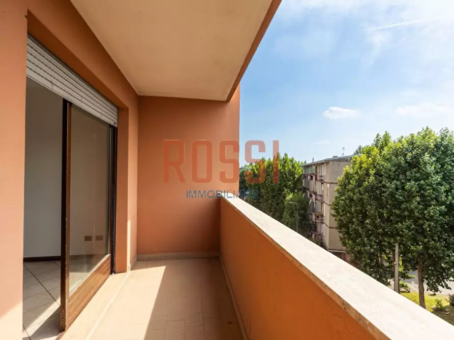 Immagine 6 di Appartamento in vendita  in VIA MONTANARI a Monza