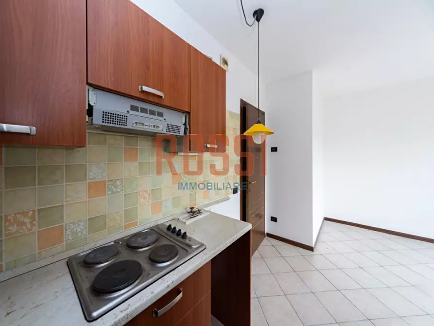 Immagine 8 di Appartamento in vendita  in VIA MONTANARI a Monza