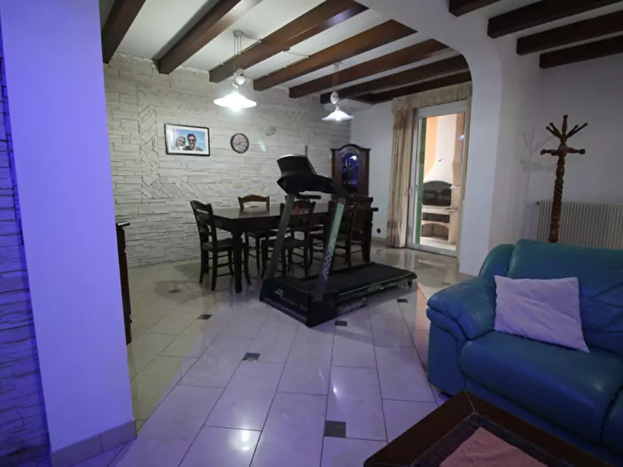 Immagine 12 di Villetta a schiera in vendita  in Via Verga a Torre Di Mosto