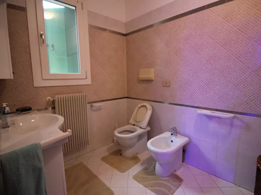 Immagine 28 di Villetta a schiera in vendita  in Via Verga a Torre Di Mosto