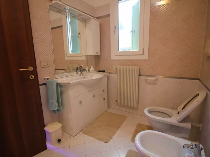 Immagine 30 di Villetta a schiera in vendita  in Via Verga a Torre Di Mosto