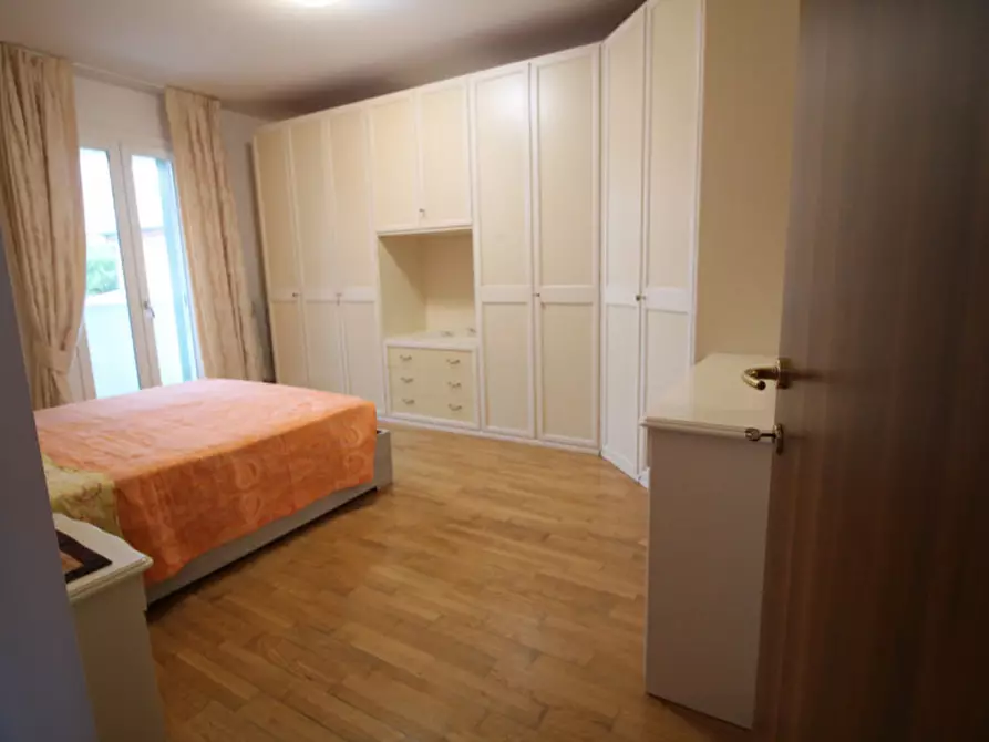 Immagine 34 di Villetta a schiera in vendita  in Via Verga a Torre Di Mosto