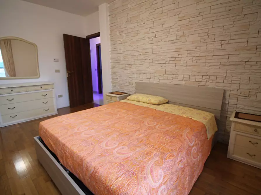 Immagine 37 di Villetta a schiera in vendita  in Via Verga a Torre Di Mosto