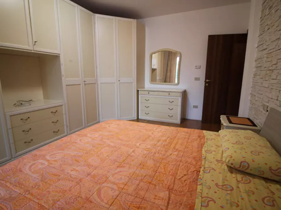 Immagine 38 di Villetta a schiera in vendita  in Via Verga a Torre Di Mosto