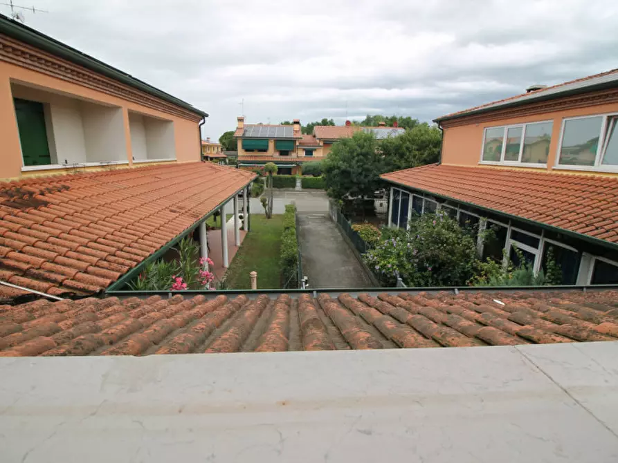 Immagine 39 di Villetta a schiera in vendita  in Via Verga a Torre Di Mosto