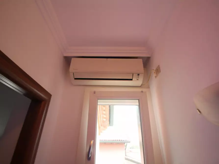 Immagine 46 di Villetta a schiera in vendita  in Via Verga a Torre Di Mosto