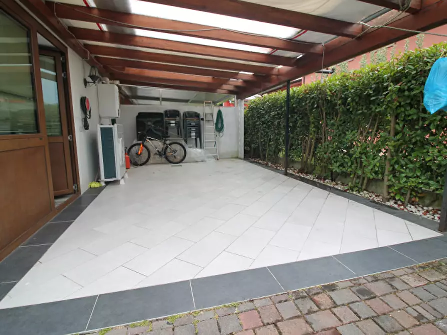 Immagine 53 di Villetta a schiera in vendita  in Via Verga a Torre Di Mosto