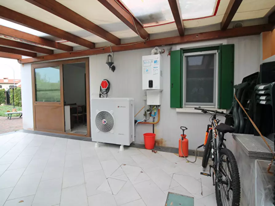 Immagine 54 di Villetta a schiera in vendita  in Via Verga a Torre Di Mosto