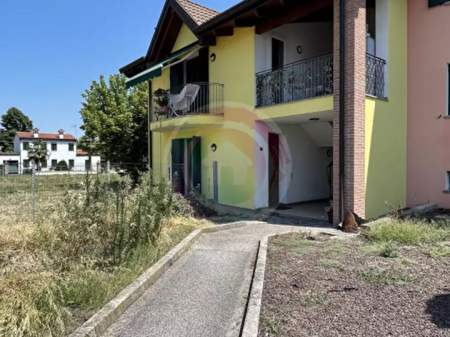 Immagine 2 di Appartamento in vendita  in Via Roma a Stanghella