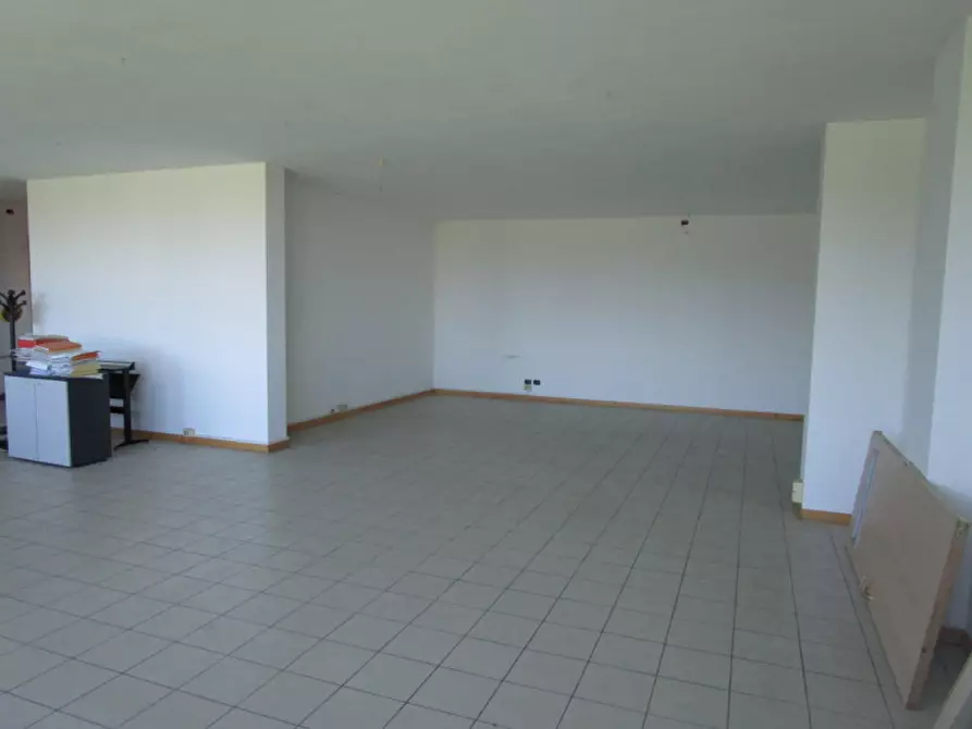 Immagine 1 di Ufficio in affitto  a Limena