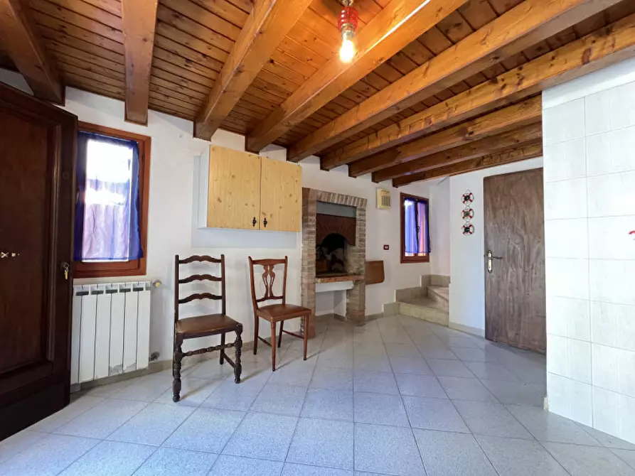 Immagine 3 di Casa indipendente in vendita  in Via Sottomarina 492 a Chioggia